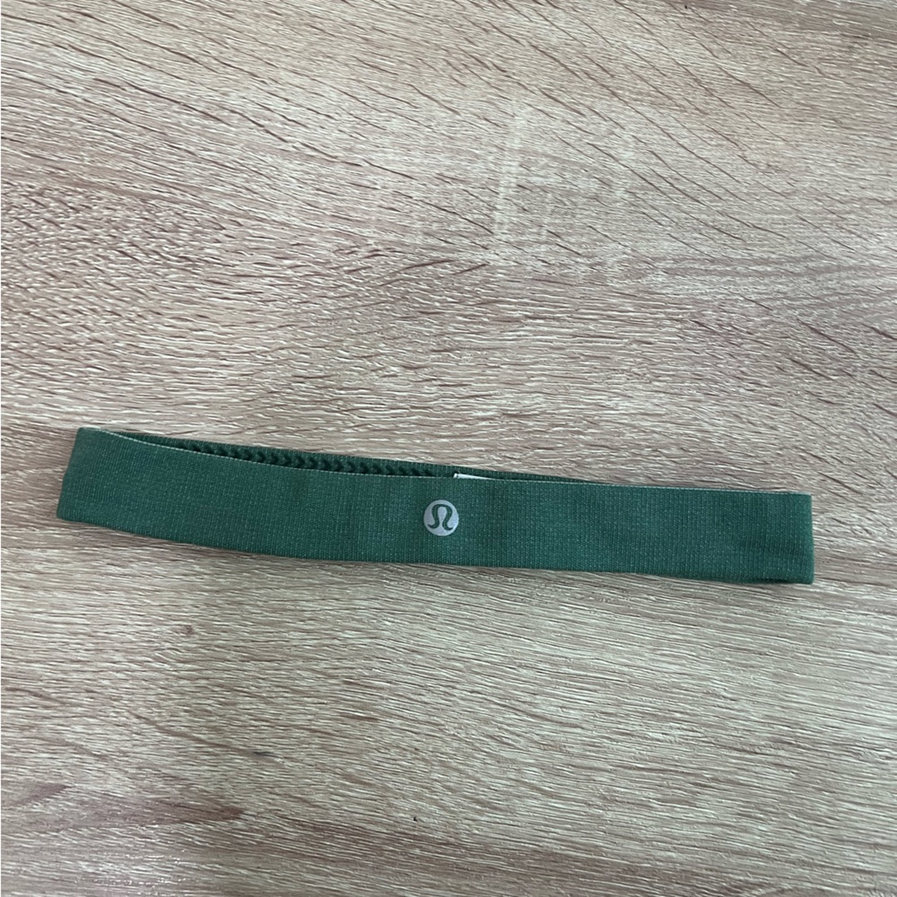 Lululemon Cardio Cross trainer headband